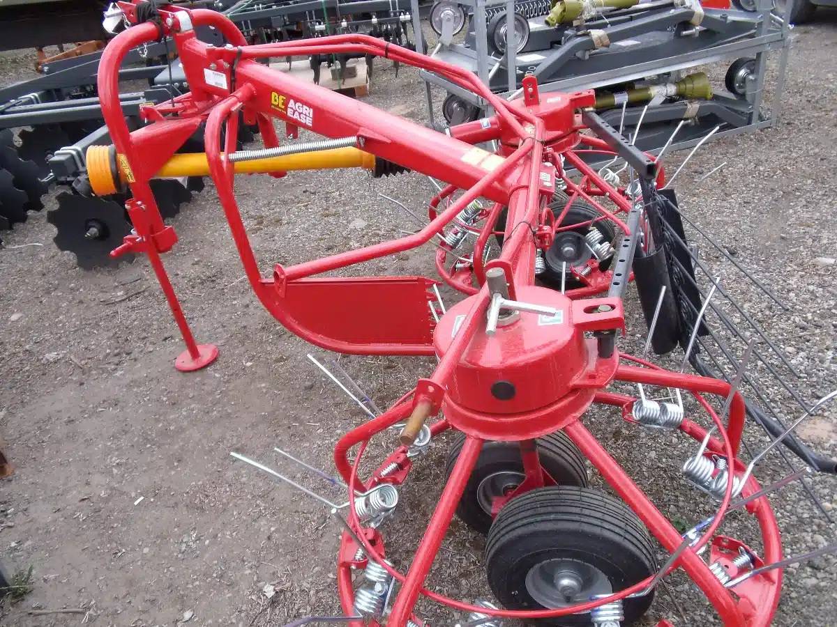 Gallery image 2 for New Da Ros TR300T Tedder