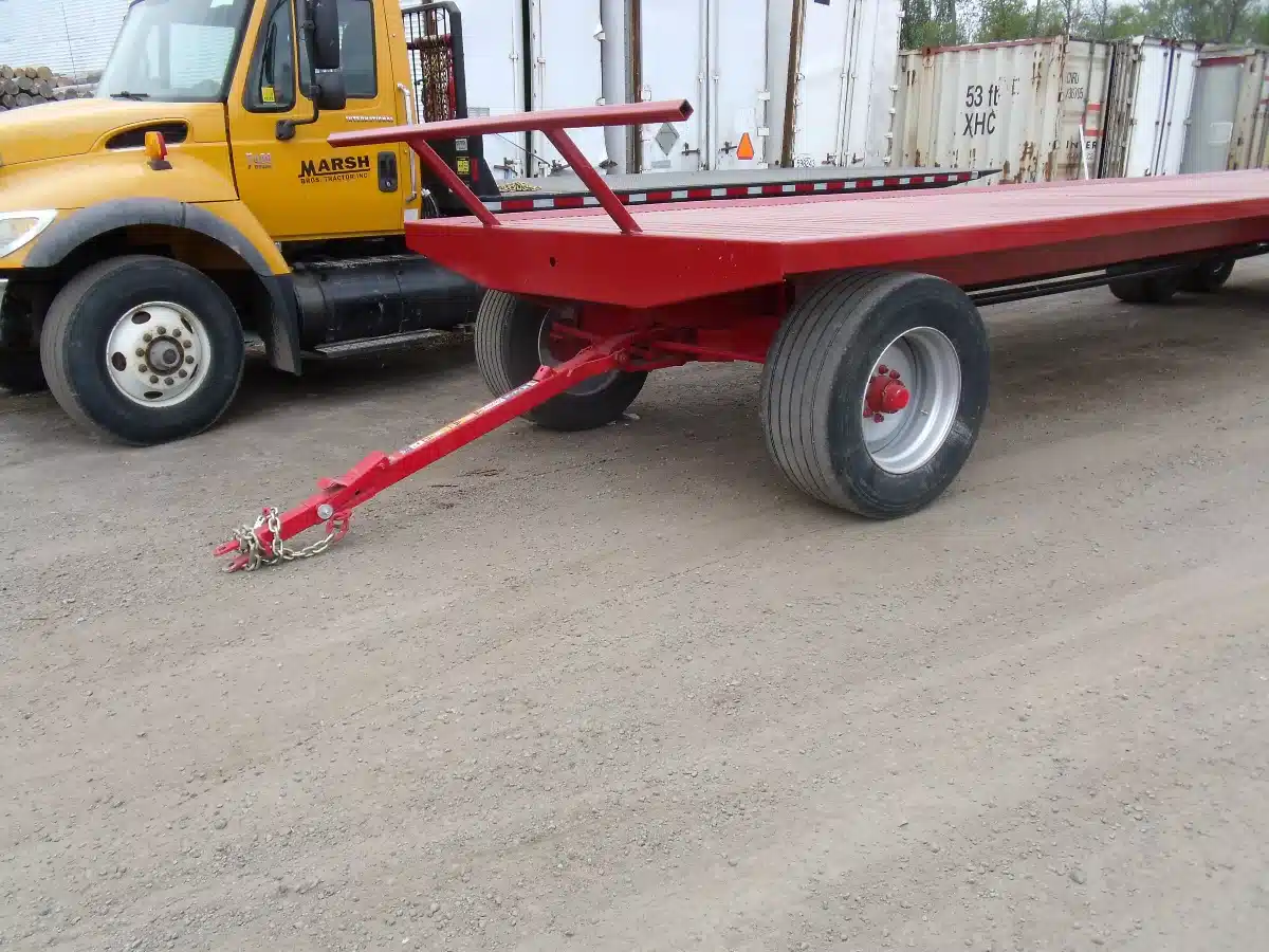 Gallery image 2 for New Horst Wagons 325 Bale Wagon