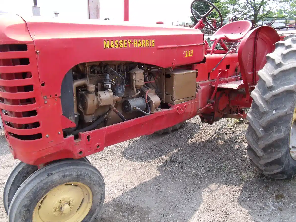 Gallery image 2 for Used Massey Harris 333 Tractor