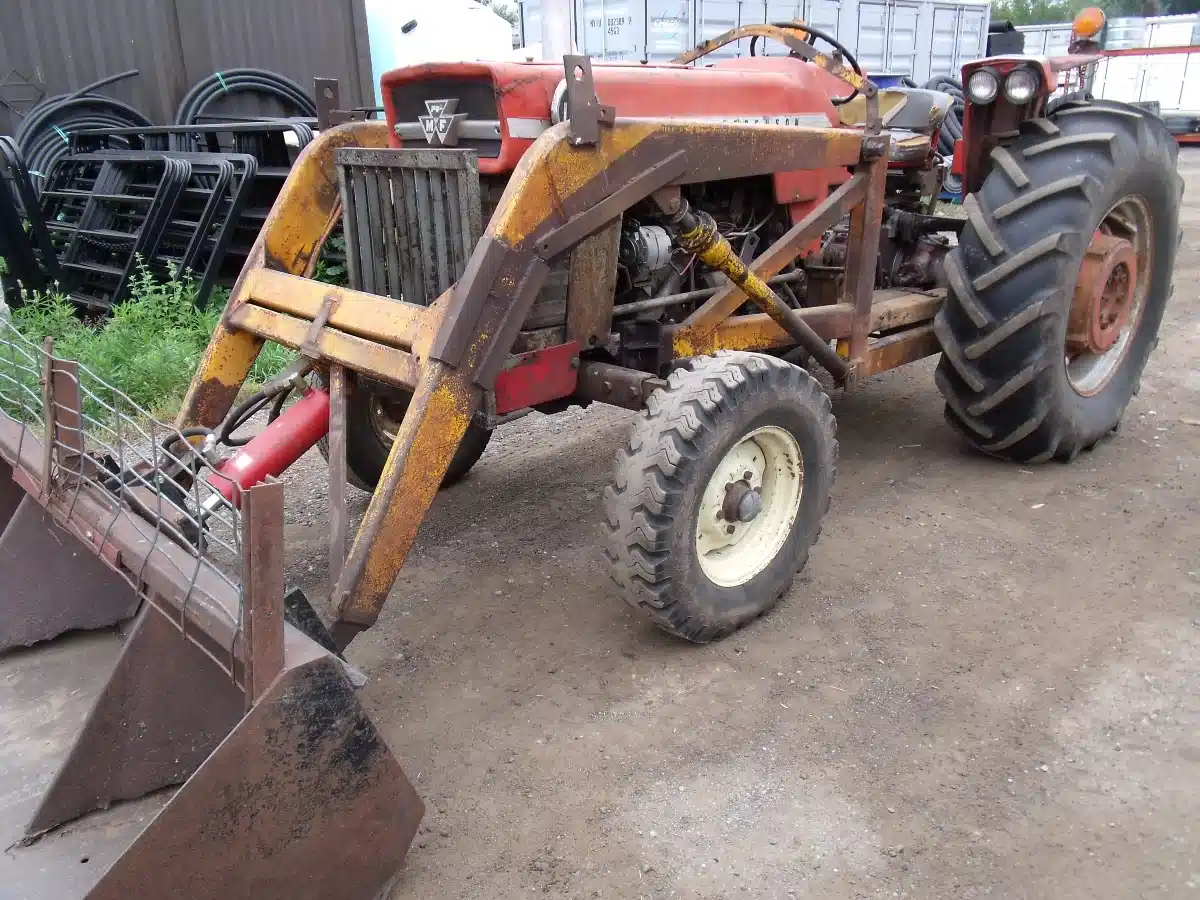 Gallery image 2 for Used Massey Ferguson 165 Tractor