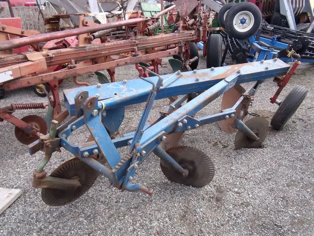 Gallery image 1 for Used Ford 130 Plow