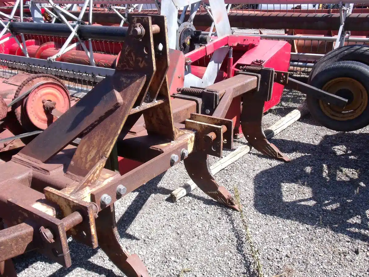 Gallery image 2 for Used Bush Hog 5 shank Ripper