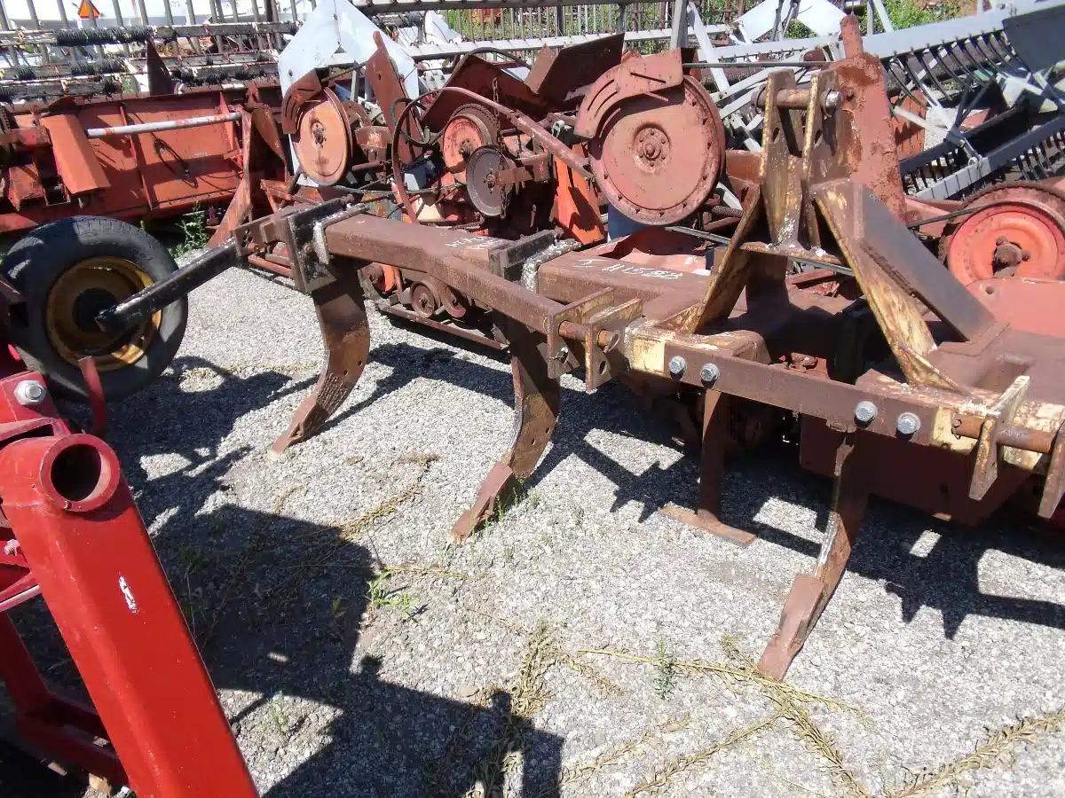 Gallery image 1 for Used Bush Hog 5 shank Ripper