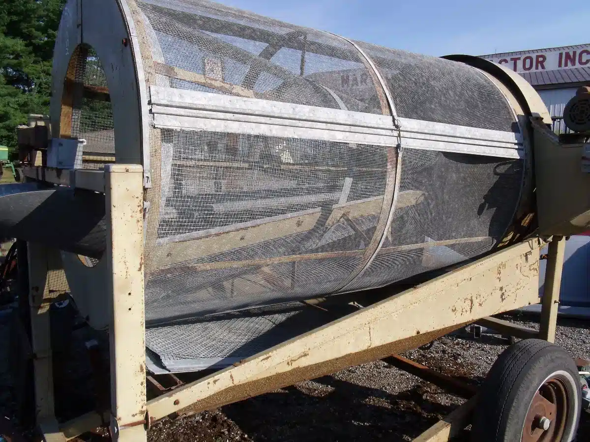 Used Snowco 48" Grain Cleaner