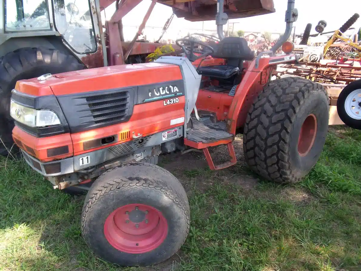 Gallery image 1 for Used Kubota L4310 Tractor