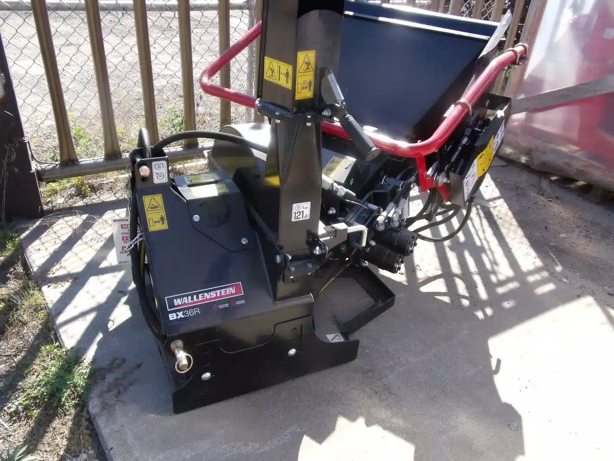Gallery image 1 for New Wallenstein BX36R Wood Chipper