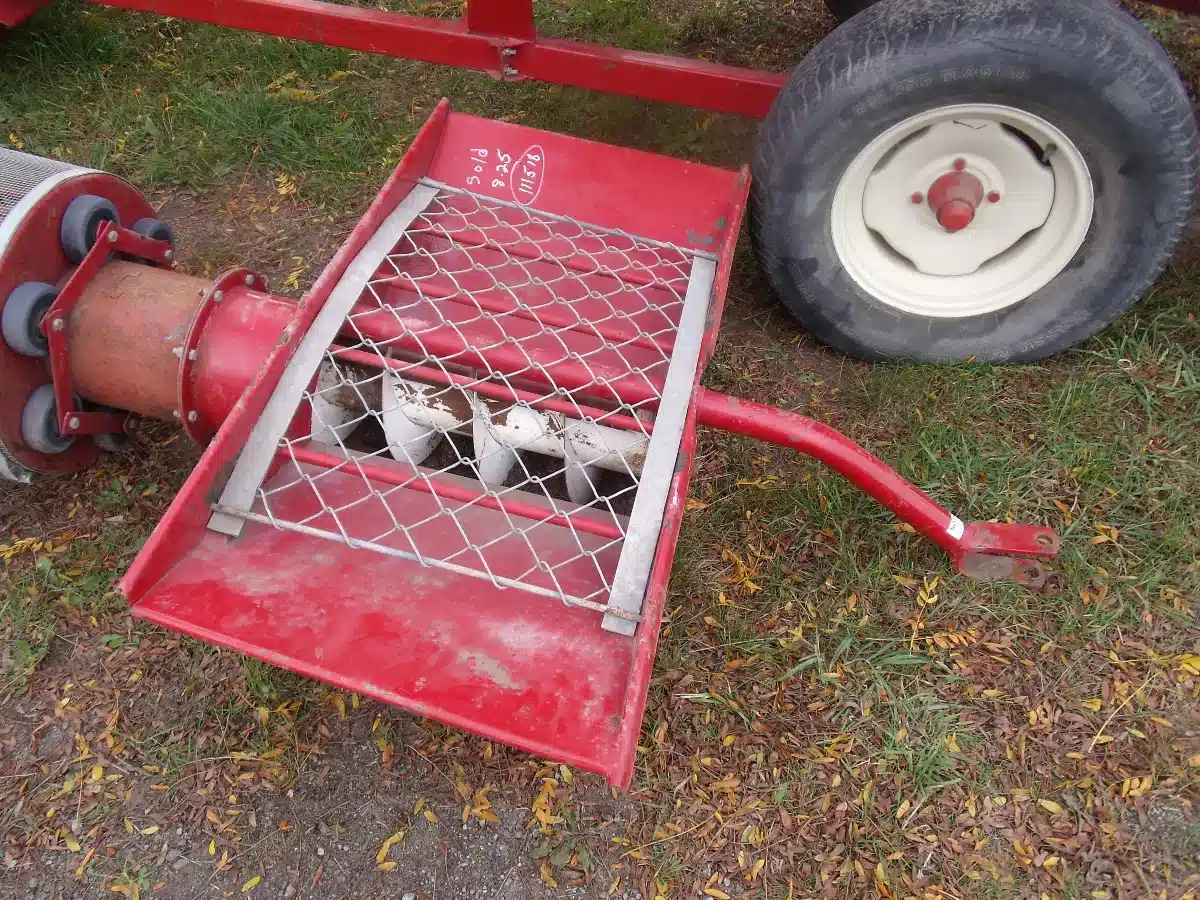 Used Feterl 85 Grain Cleaner