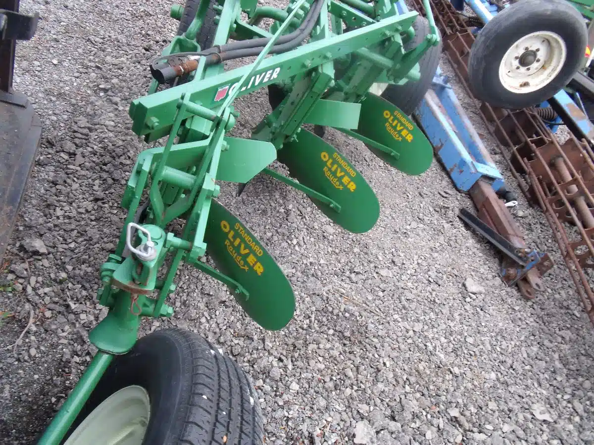 Gallery image 2 for Oliver 3 X 14 Plow