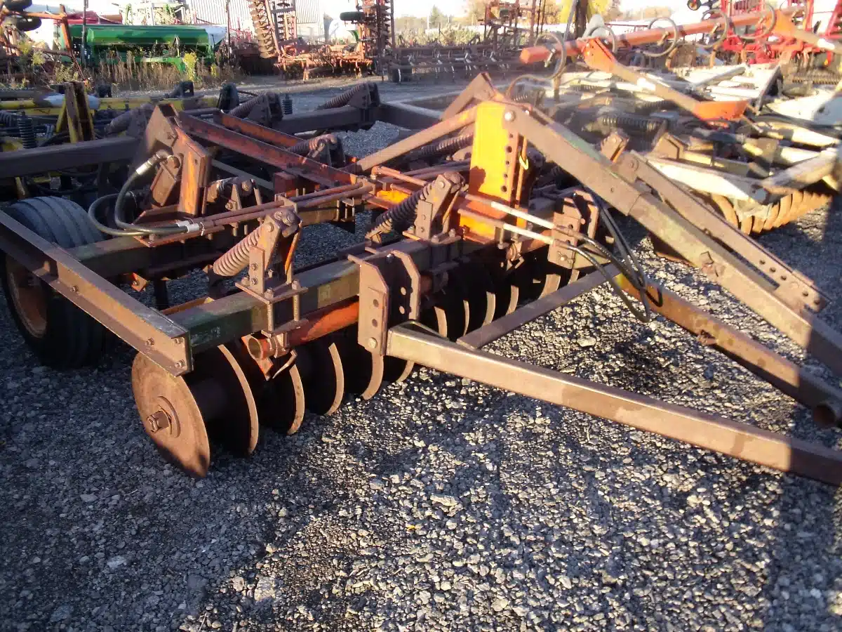 Gallery image 2 for Used Glencoe 7 shank Disc Chisel