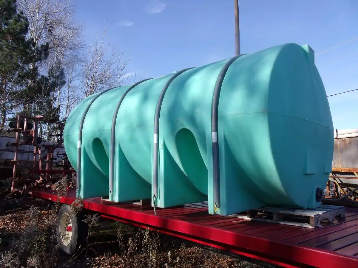 Used Norwesco 3200 Gallon Tank