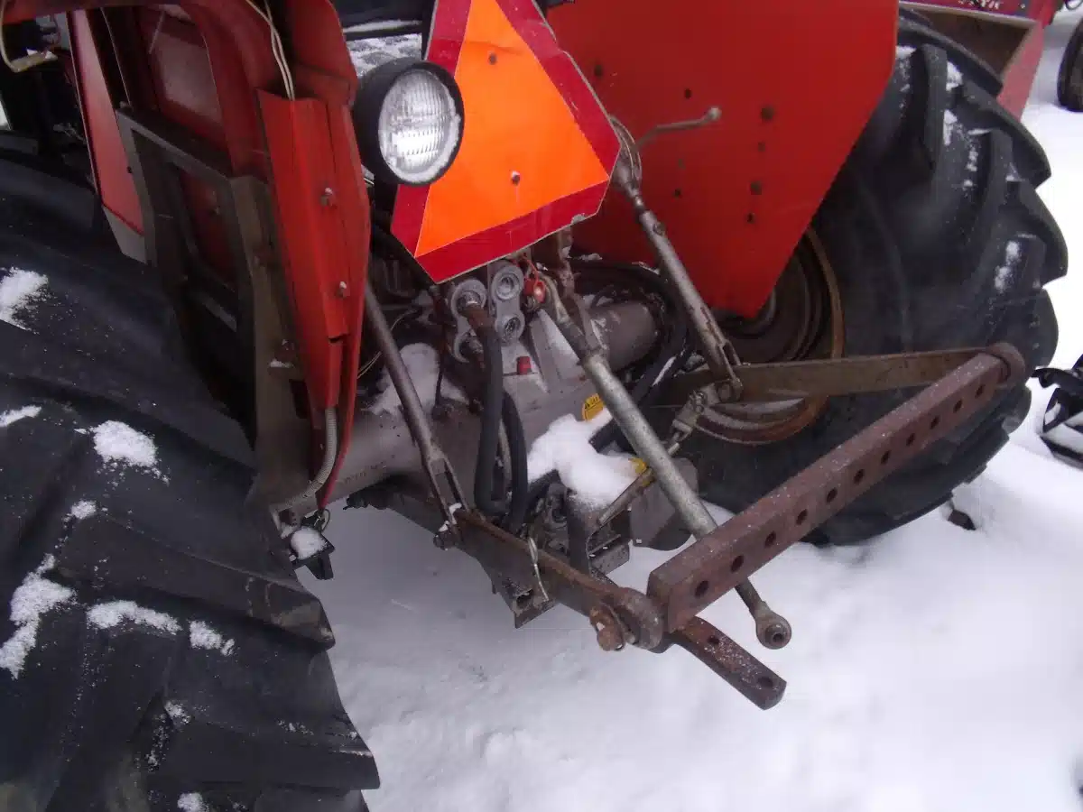 Gallery image 2 for Used Massey Ferguson 245 Tractor