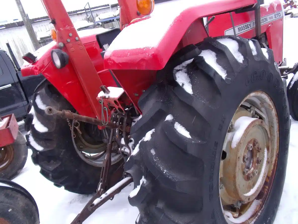 Gallery image 2 for Massey Ferguson 270 Tractor