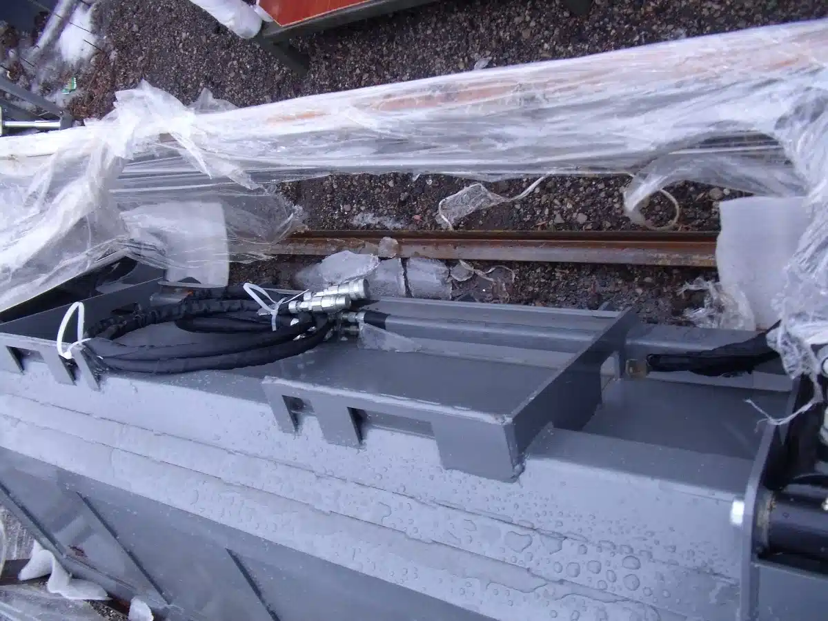 Gallery image 1 for Braber 72" Grapple