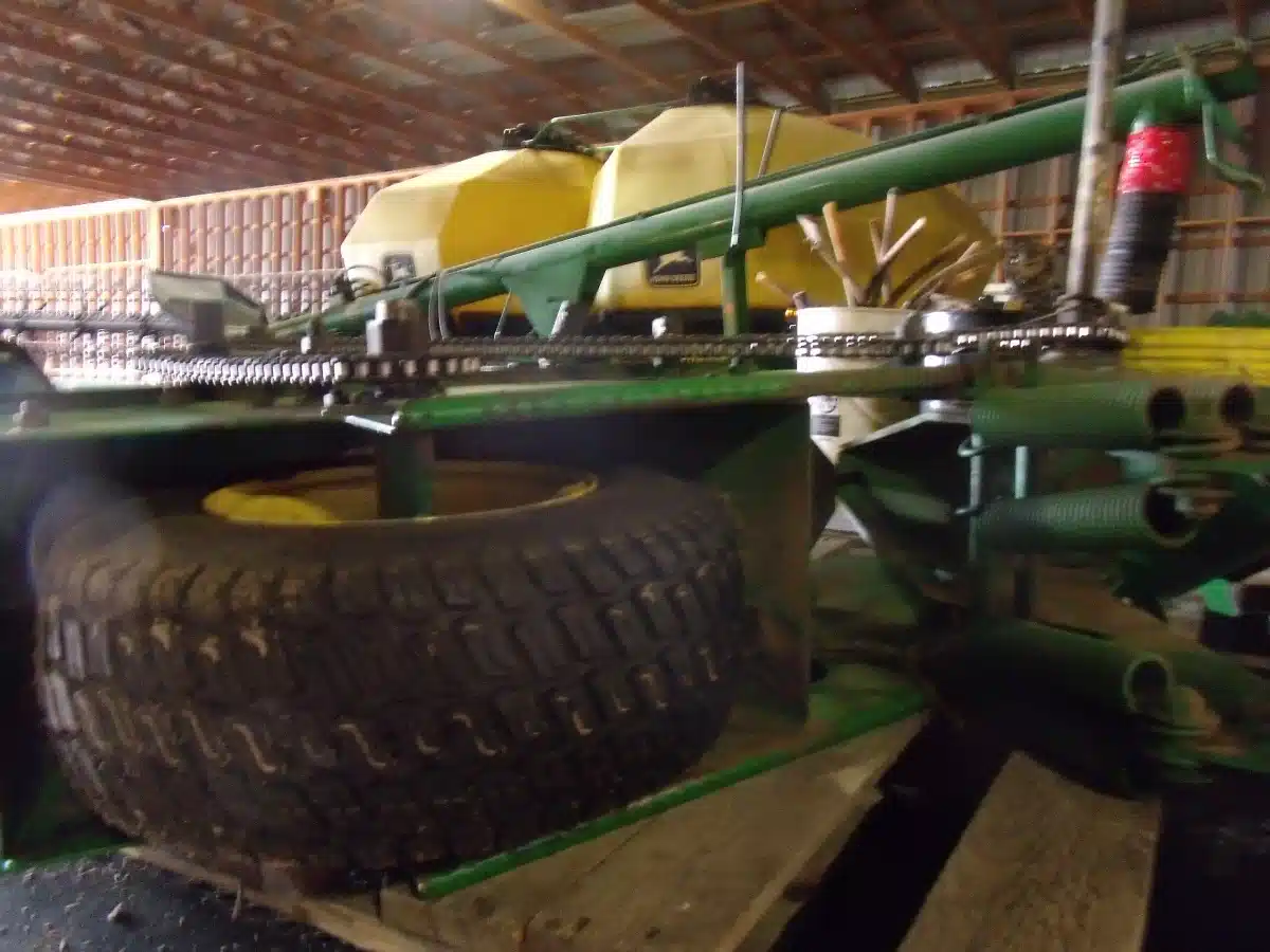 Gallery image 2 for John Deere transmission Attachment