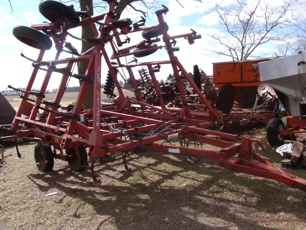 Photo de la Galerie 1 pour International Harvester 4800 Cultivateur