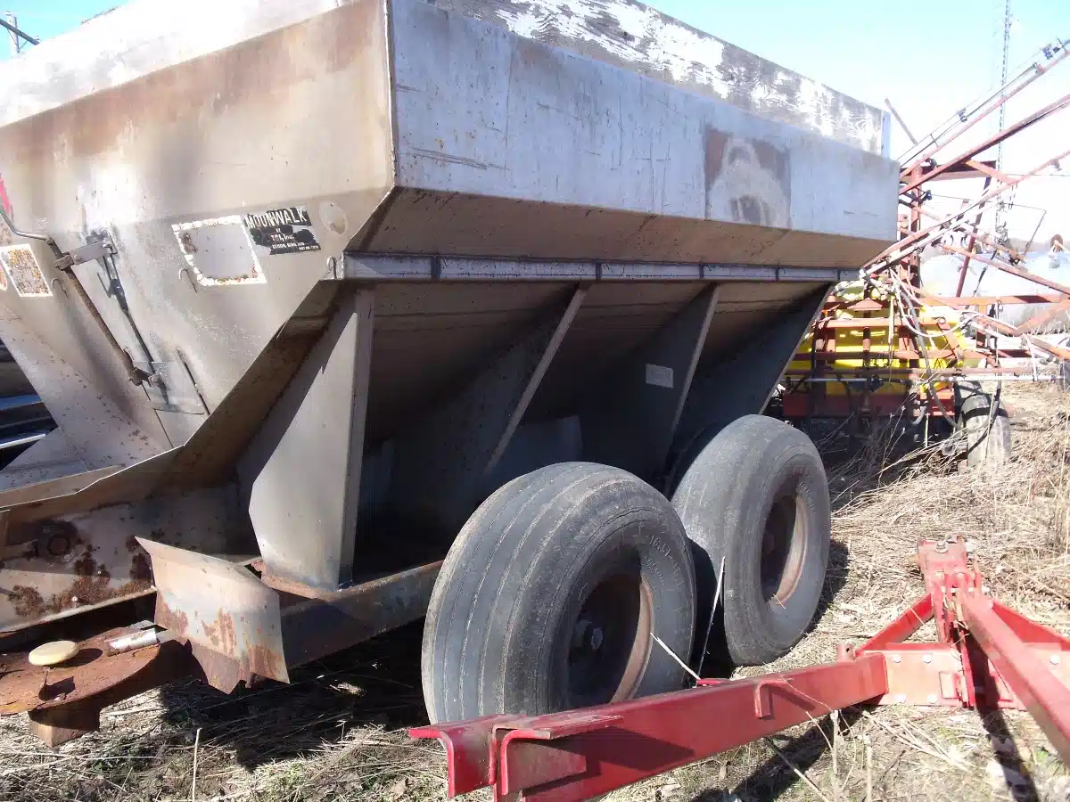 Gallery image 2 for Tyler 6 Ton Spreader - Fertilizer