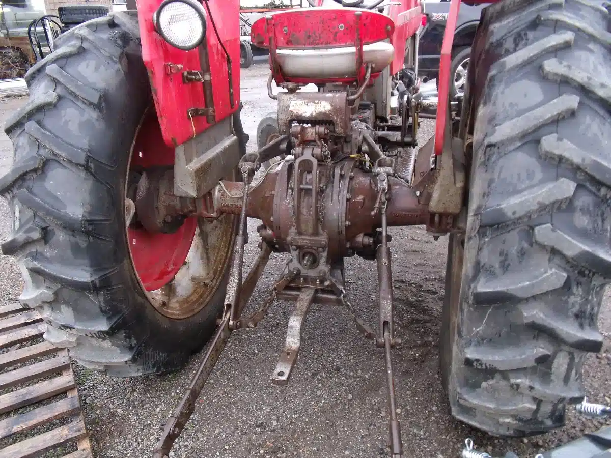 Gallery image 2 for Massey Ferguson 150 Tractor
