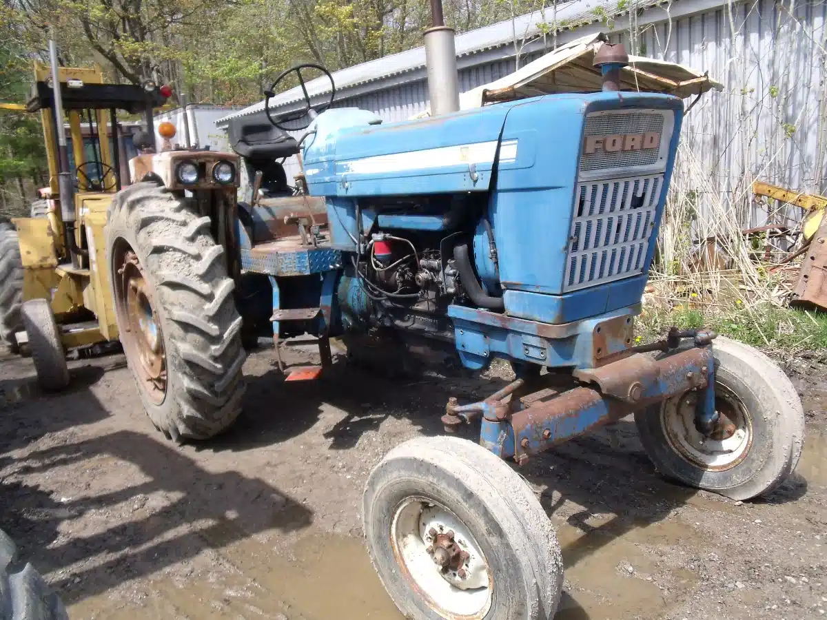 Photo de la Galerie 1 pour Ford 5200 Tracteur