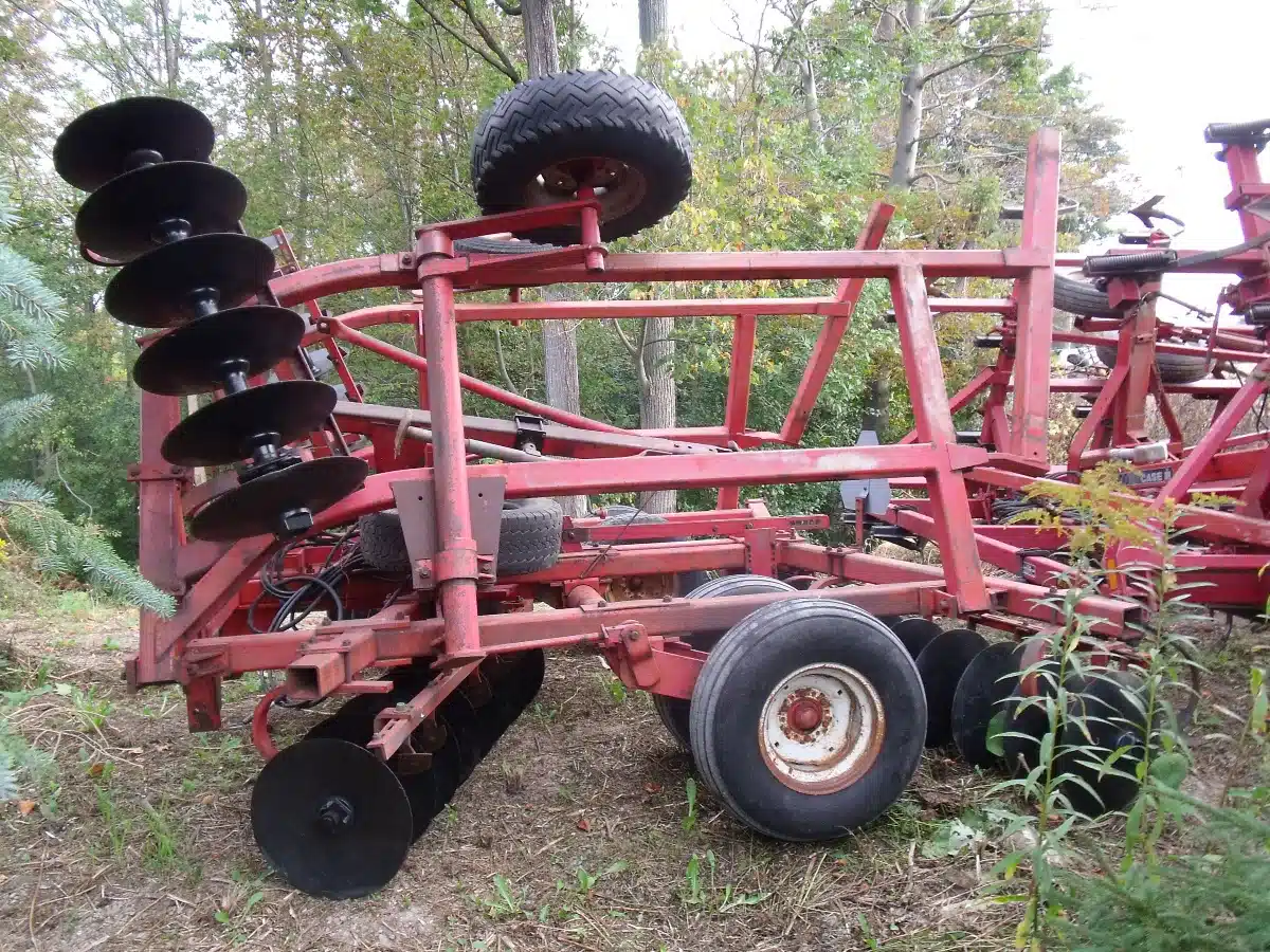 Photo de la Galerie 1 pour Massey Ferguson 820 Disque