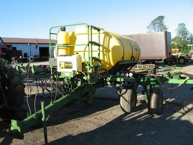 Gallery image 1 for Used Top Air 1000 GALLON Sprayer - Pull Type