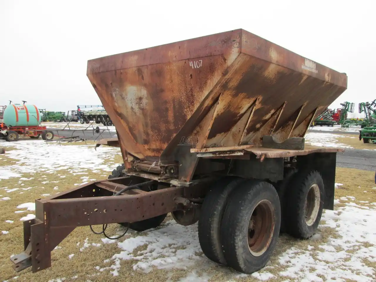 Gallery image 1 for Used Ryan 8 TON Spreader - Fertilizer