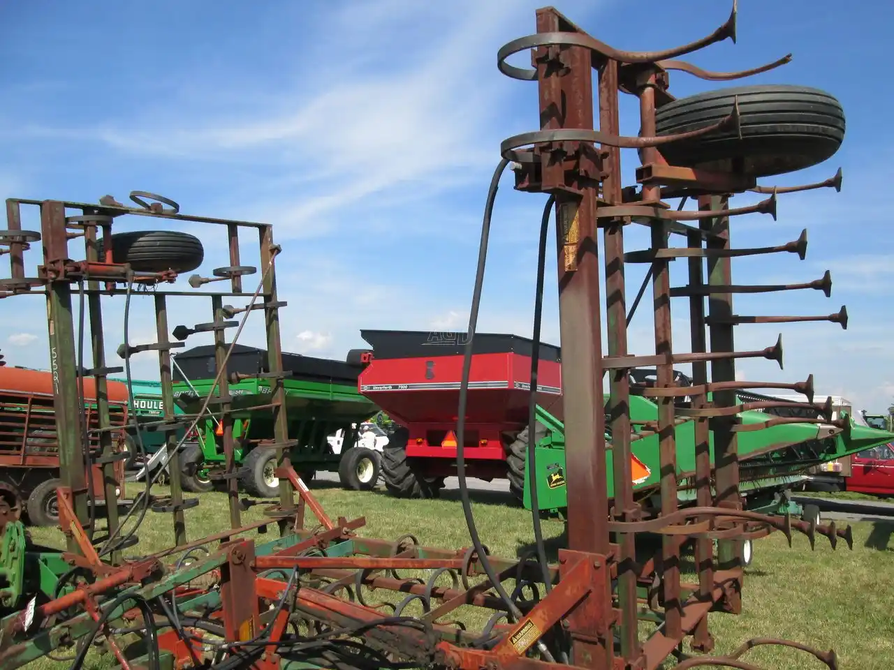 Gallery image 2 for Used Glencoe 26FT Cultivator