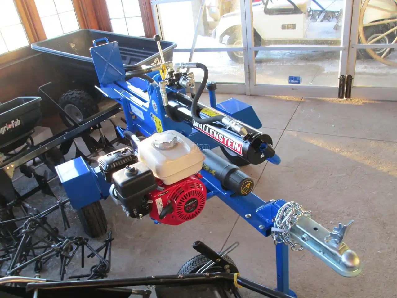 Gallery image 1 for New Wallenstein WX540 Wood Splitter