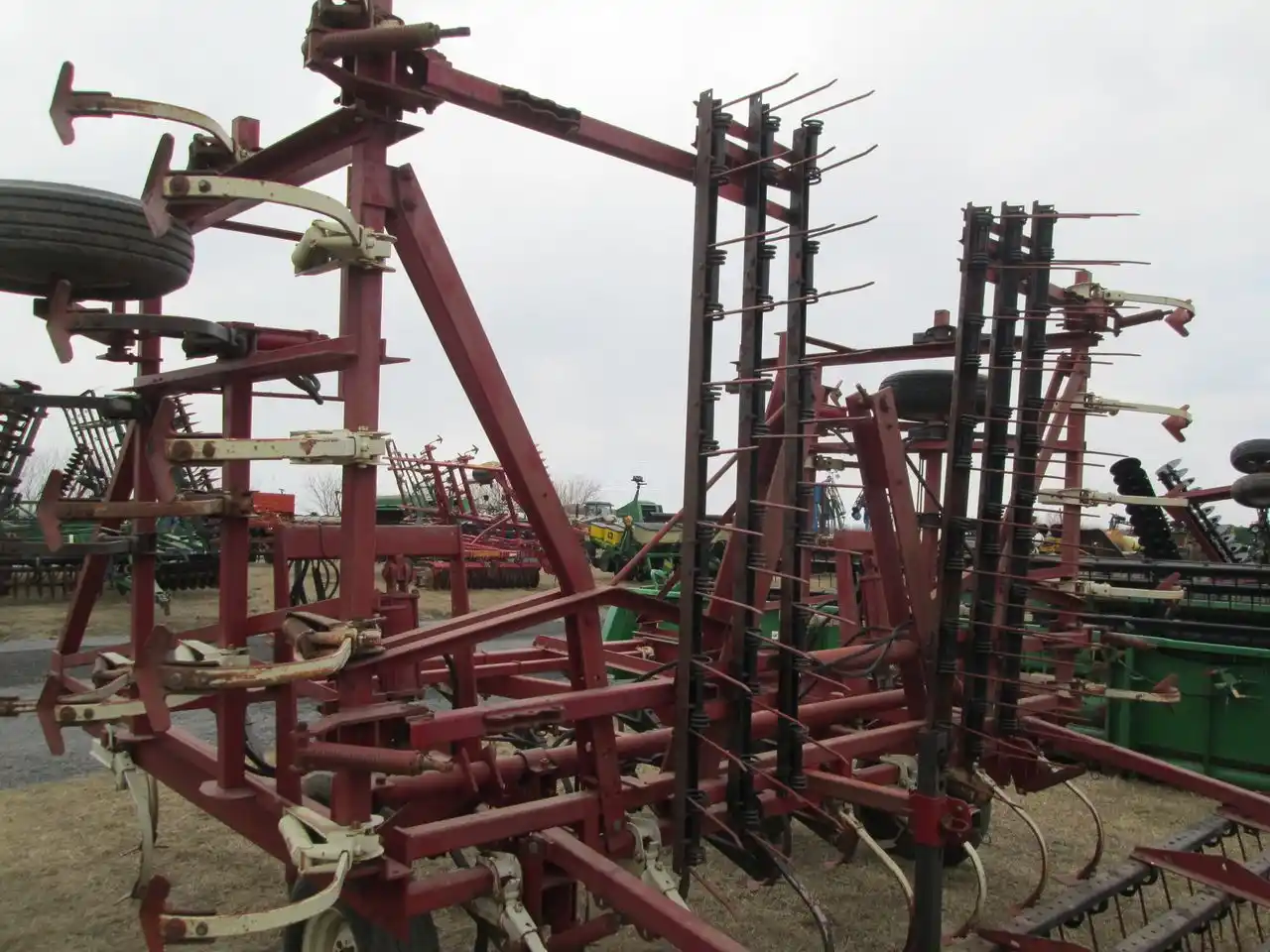 Gallery image 2 for Used Case IH 45 Cultivator