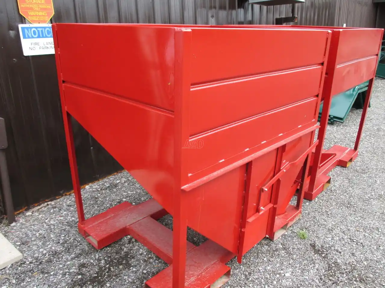 Gallery image 1 for New stockman's Gravity Box