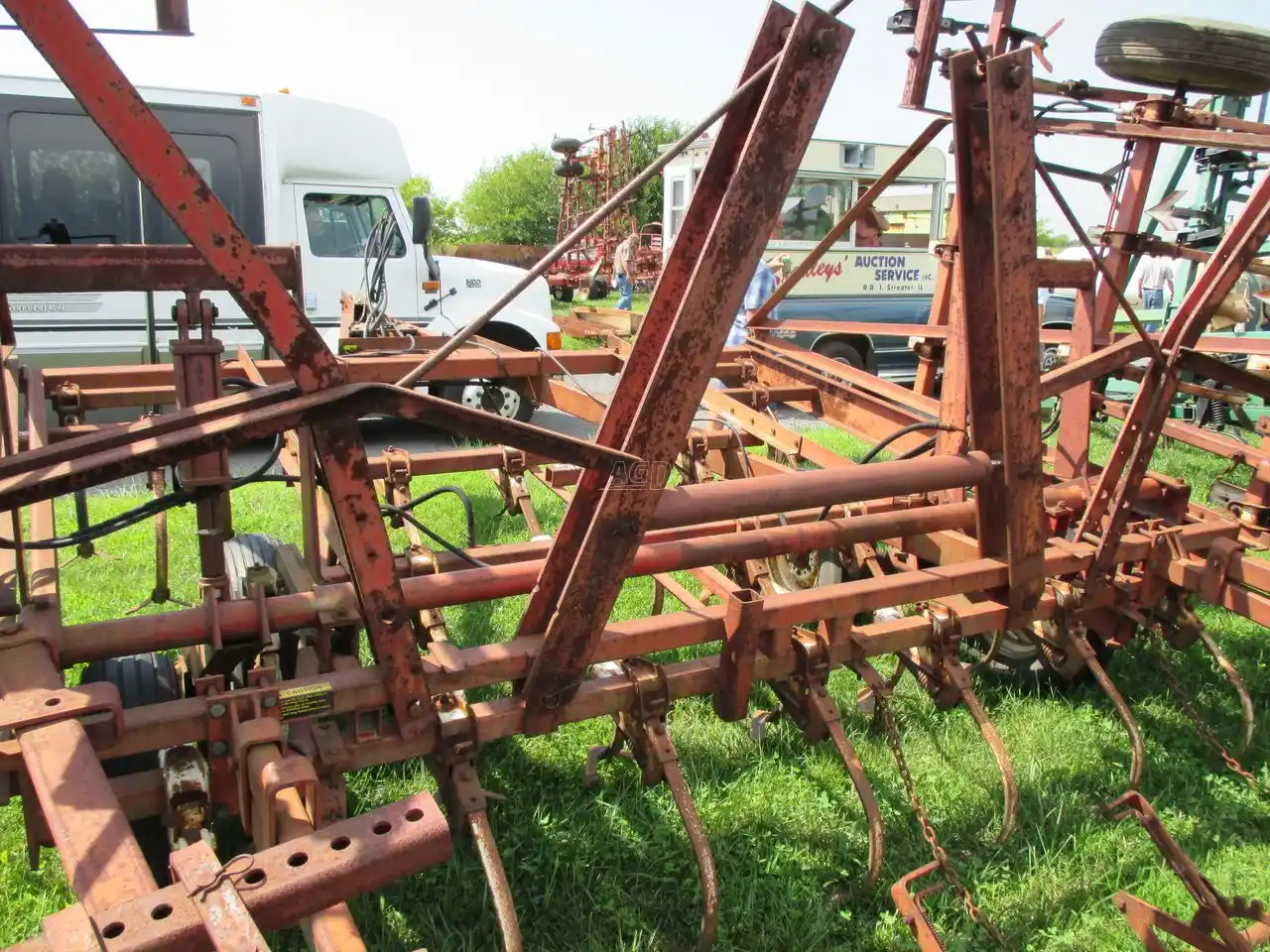 Gallery image 2 for Used Case IH 4500 Cultivator
