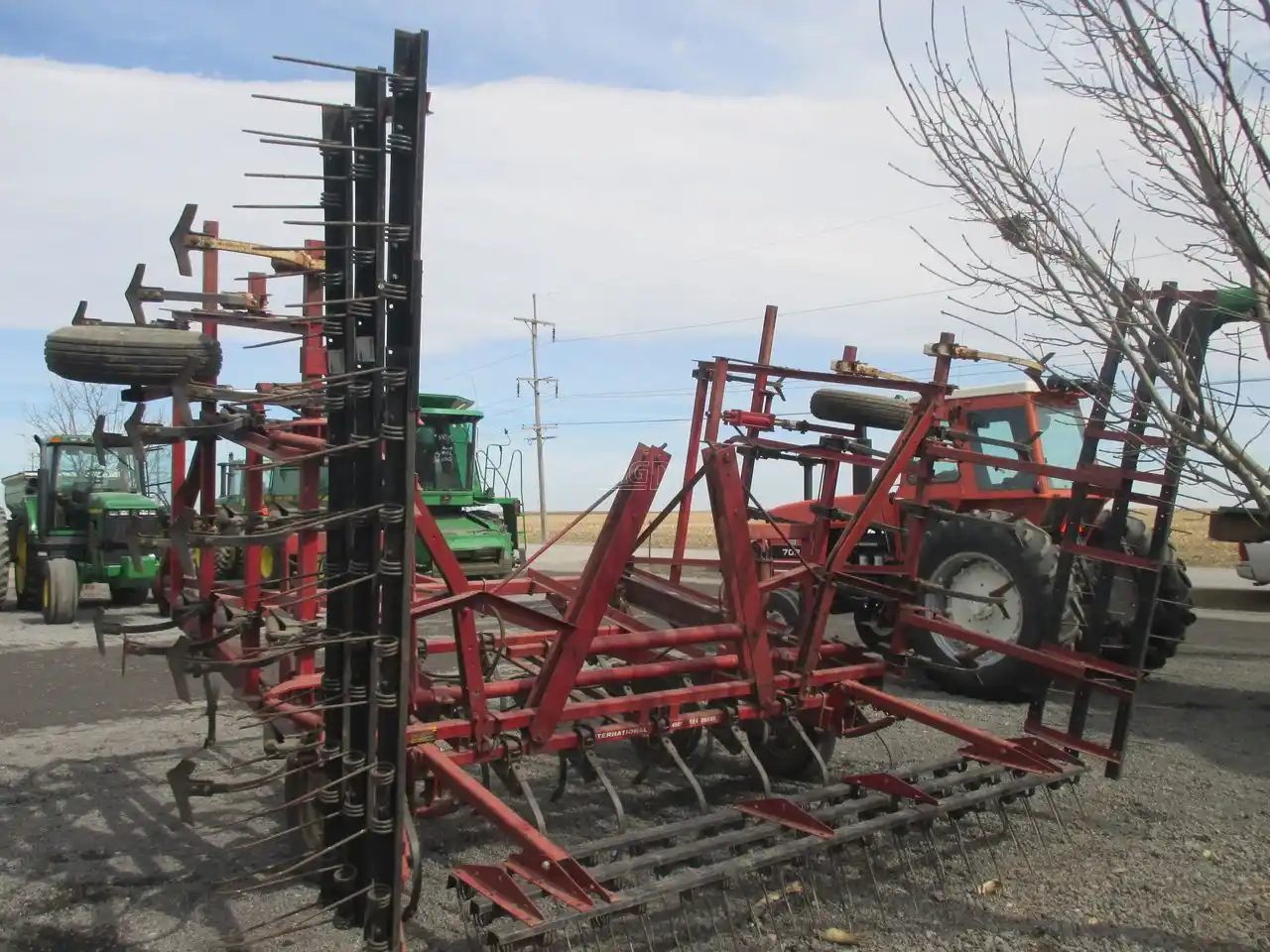 Gallery image 1 for Used Case IH 45 Cultivator