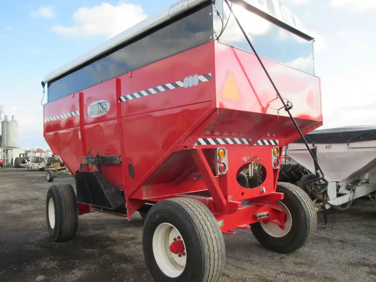 Gallery image 1 for New Bruns Manufacturing Misc Gravity Box