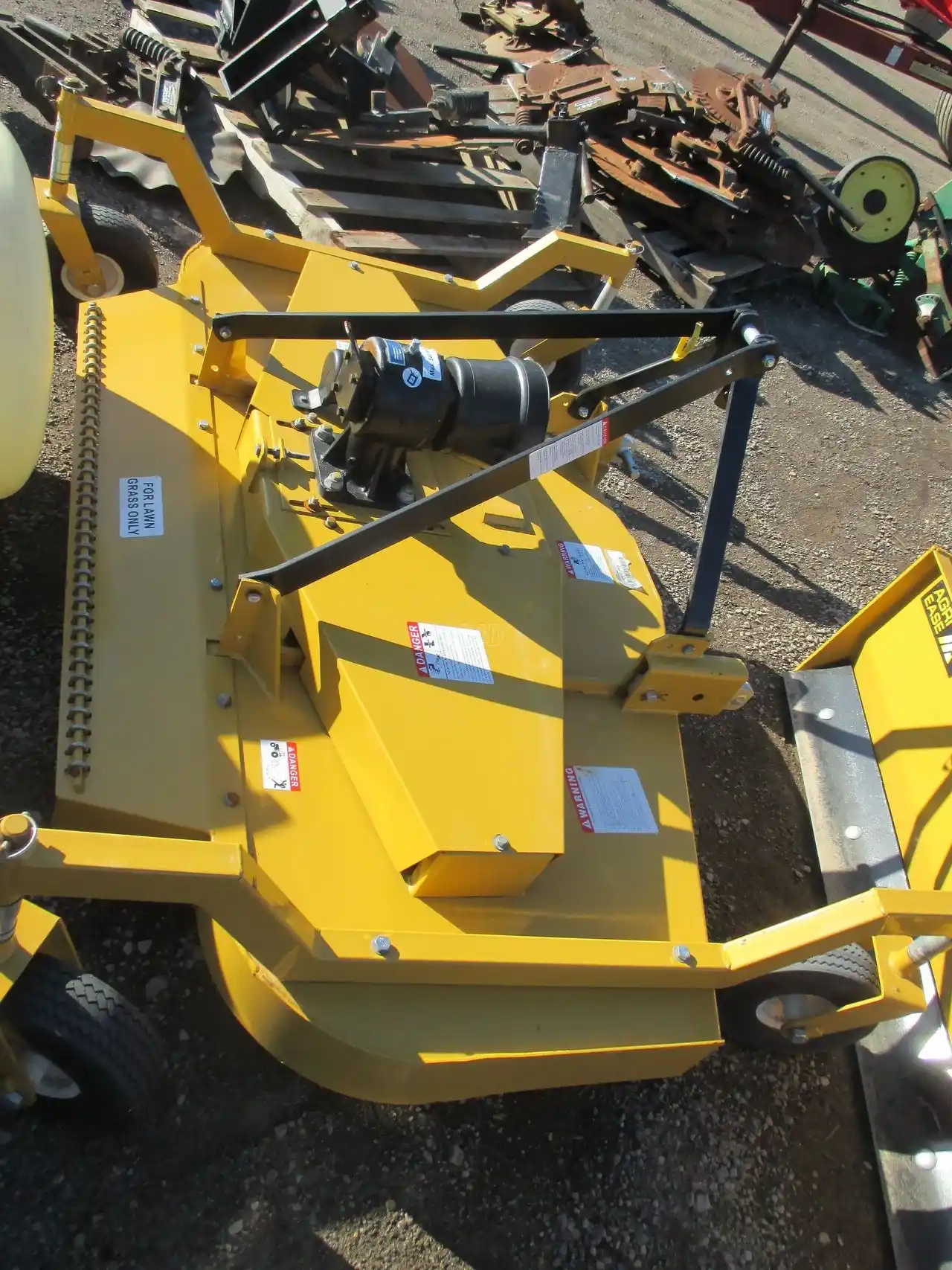 Gallery image 2 for New AgriEase FM72RDGS Mower - Finishing