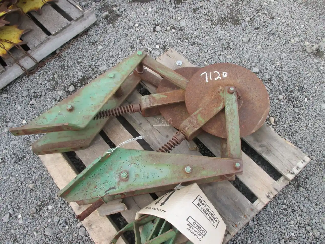 Gallery image 2 for Used John Deere Guide Coulters Parts New-Used
