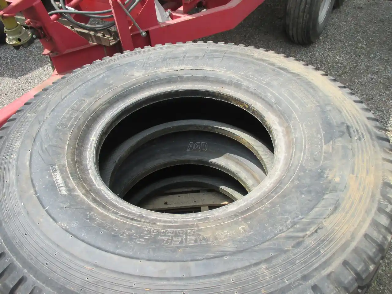 Gallery image 2 for Used Bridgestone Tires