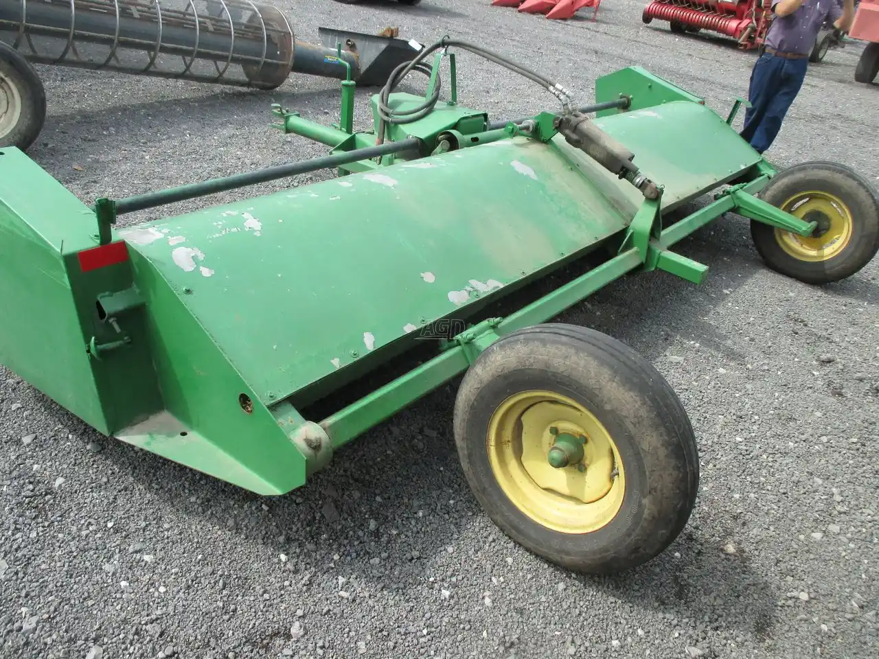 Gallery image 2 for Used John Deere 27 Flail Shredder