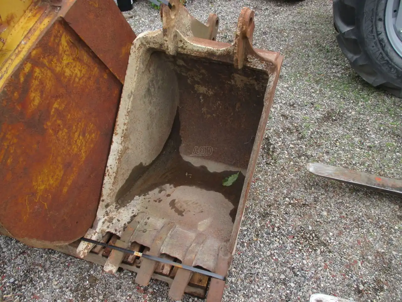 Gallery image 1 for Used Backhoe Bucket