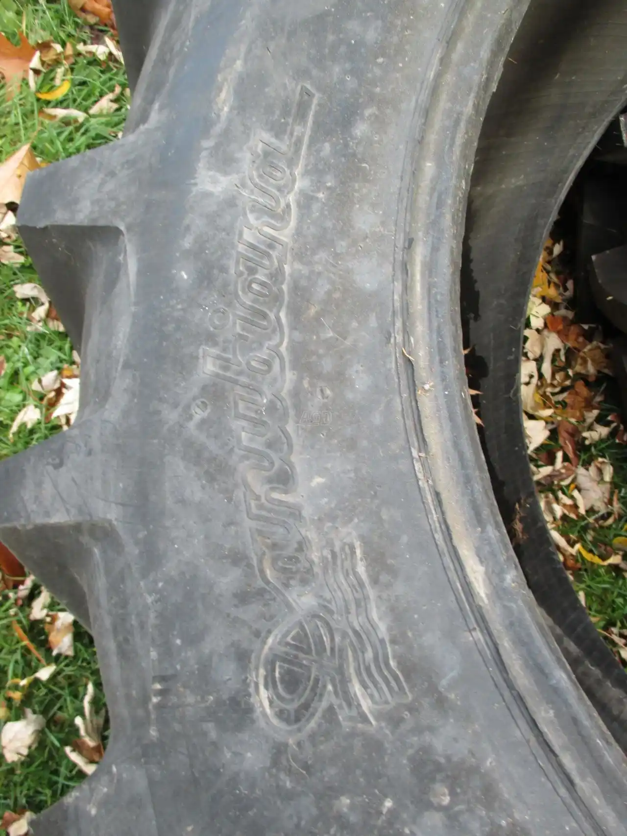 Gallery image 2 for New Danubiana Tires