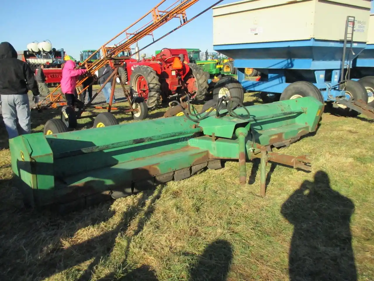 Gallery image 1 for Used John Deere 27 Flail Shredder