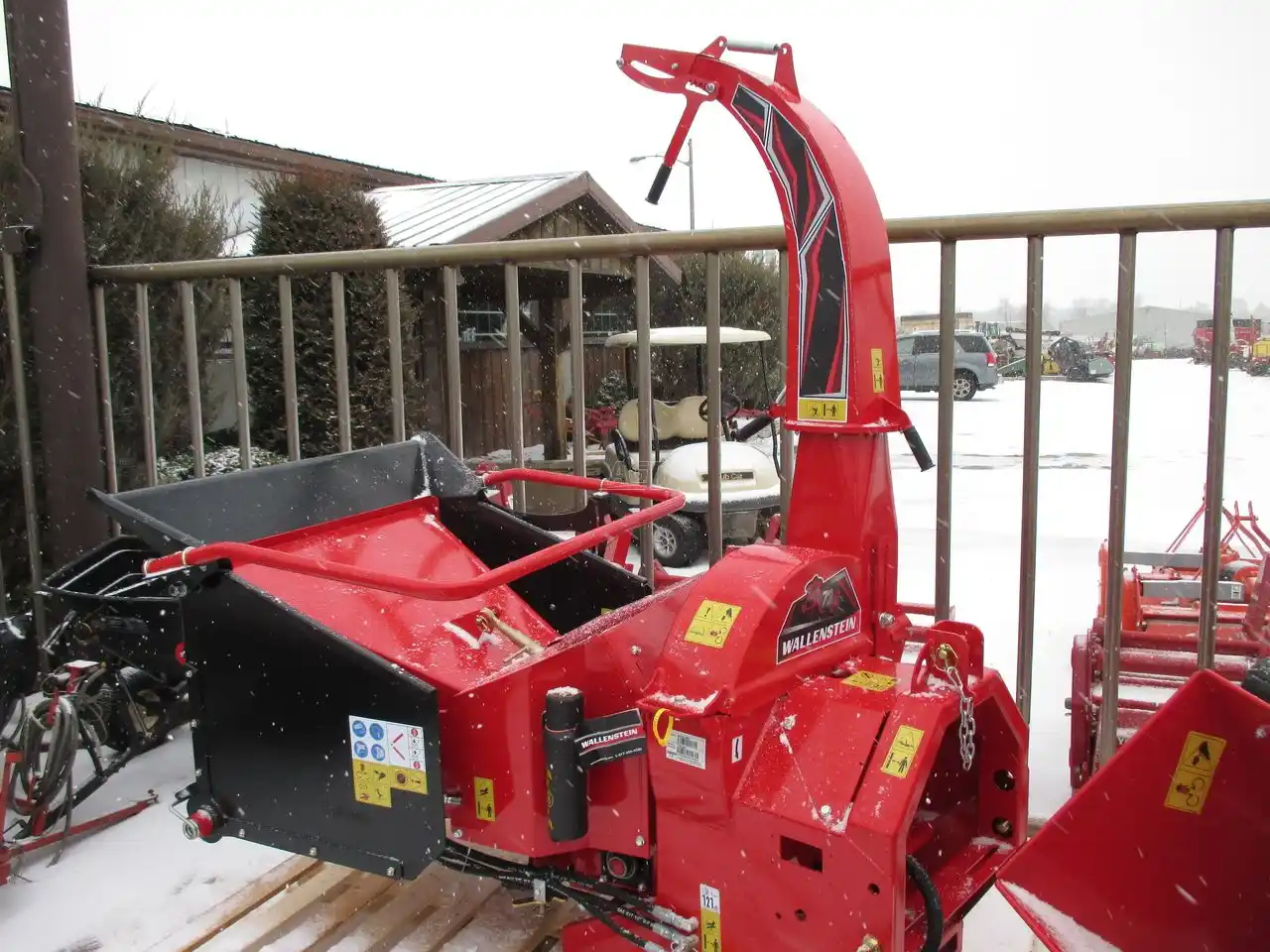 Gallery image 1 for New Wallenstein BX72R Wood Chipper