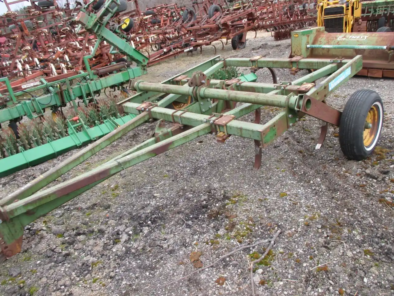 Gallery image 1 for Used Kewanee Misc Chisel Plow