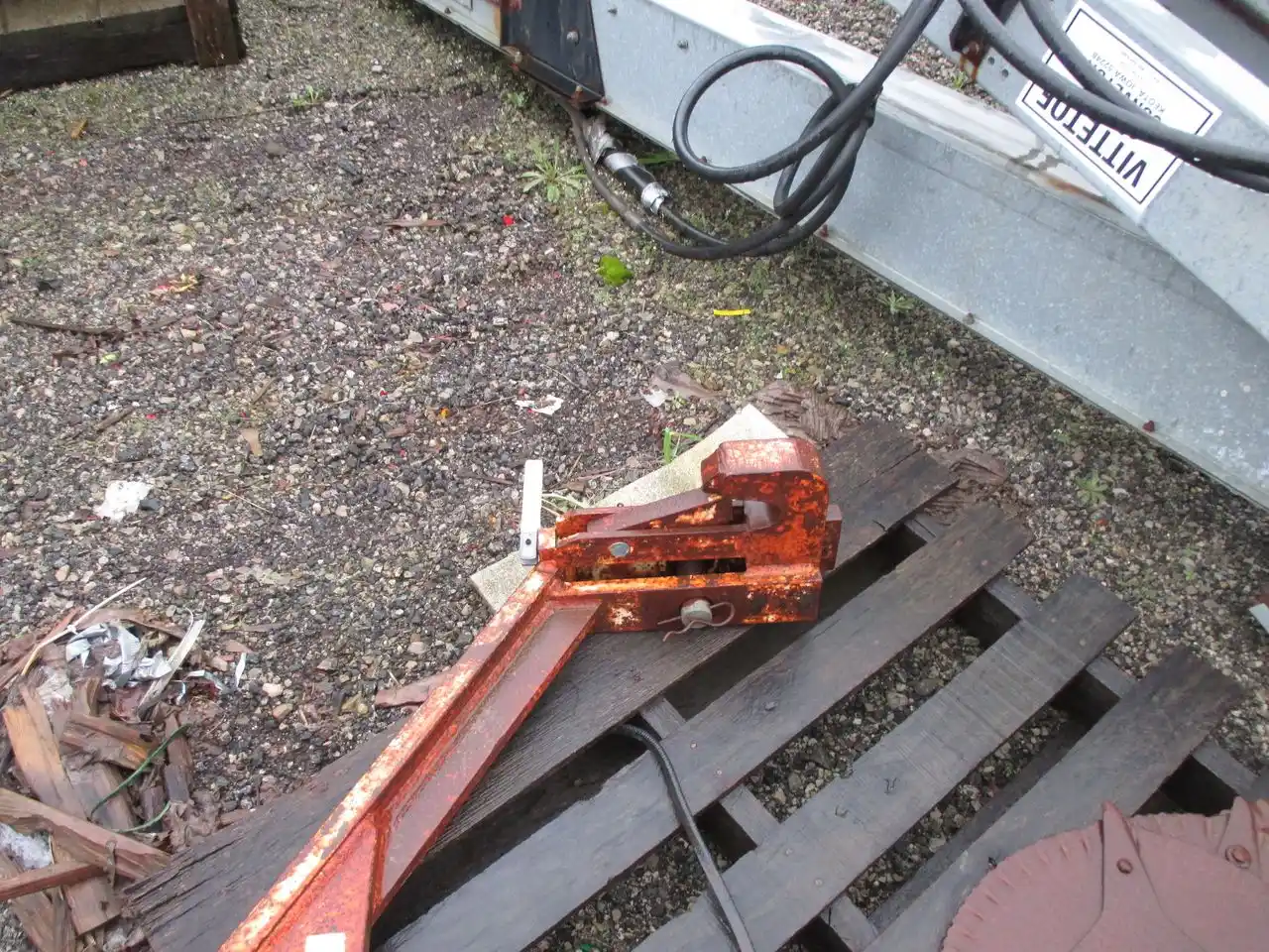 Gallery image 2 for Used Metro Hitch