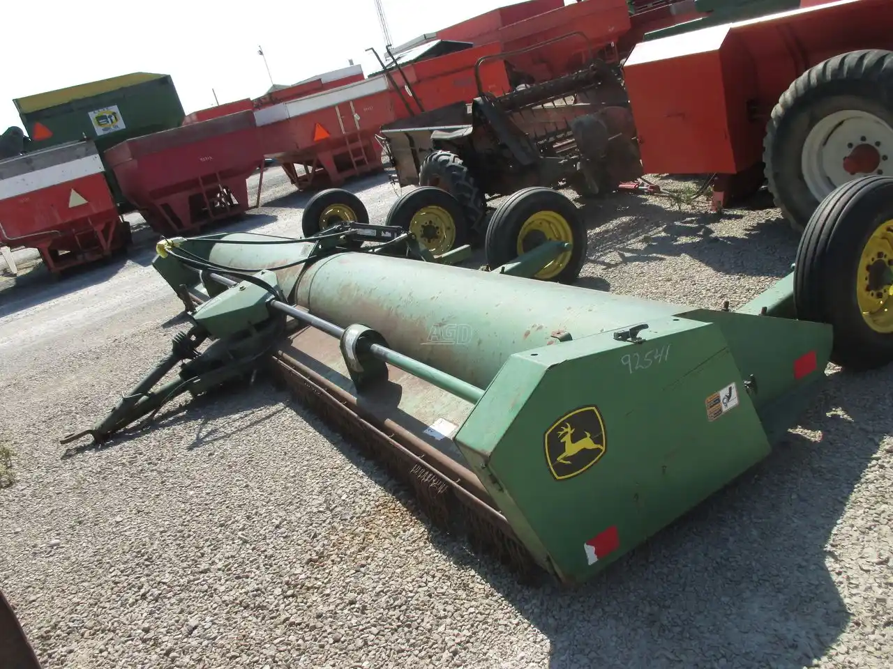 Gallery image 2 for John Deere 120 Crop Chopper