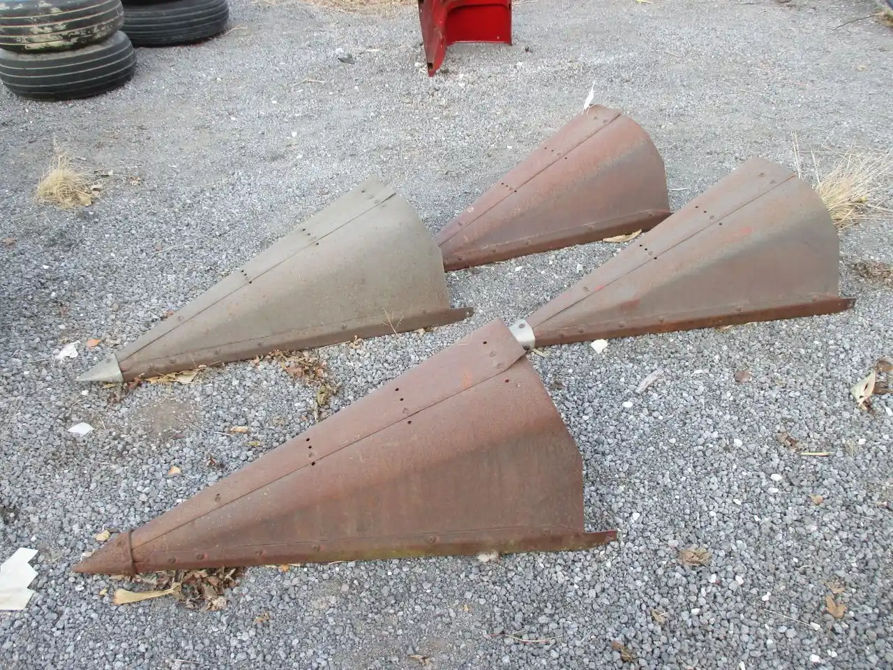 Gallery image 2 for International Harvester Corn Snouts Parts New-Used