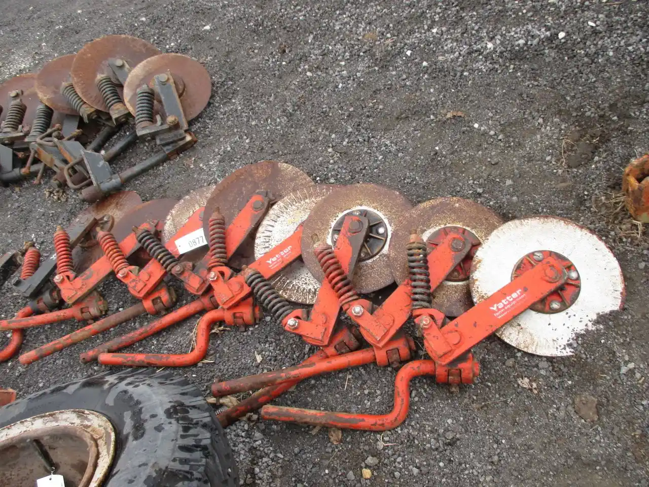 Gallery image 1 for Used Yetter Coulters Parts New-Used