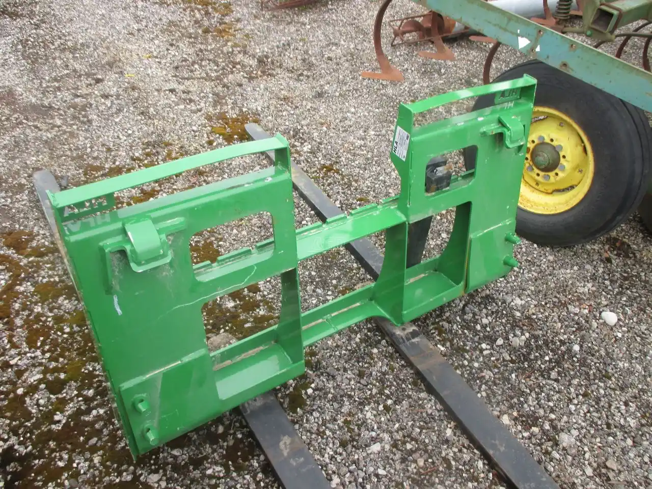 Gallery image 2 for New HLA Attachments HD20JD440540 Pallet Fork