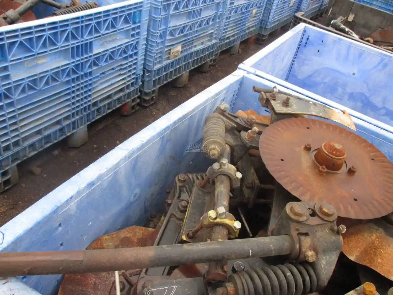 Gallery image 1 for Used Yetter Coulters Parts New-Used