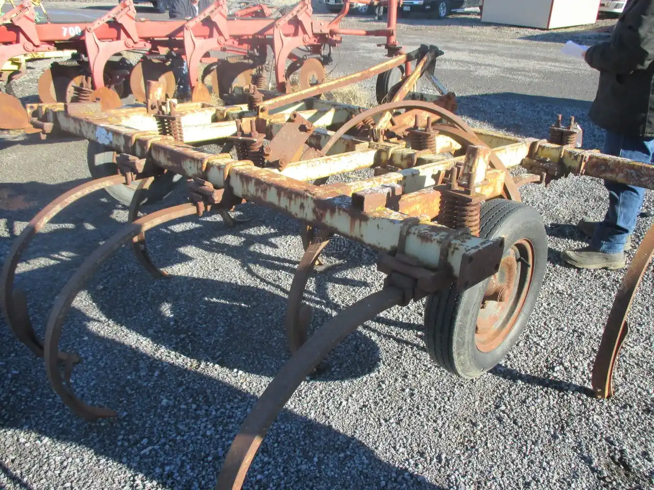 Gallery image 2 for Used Mohawk Misc Chisel Plow