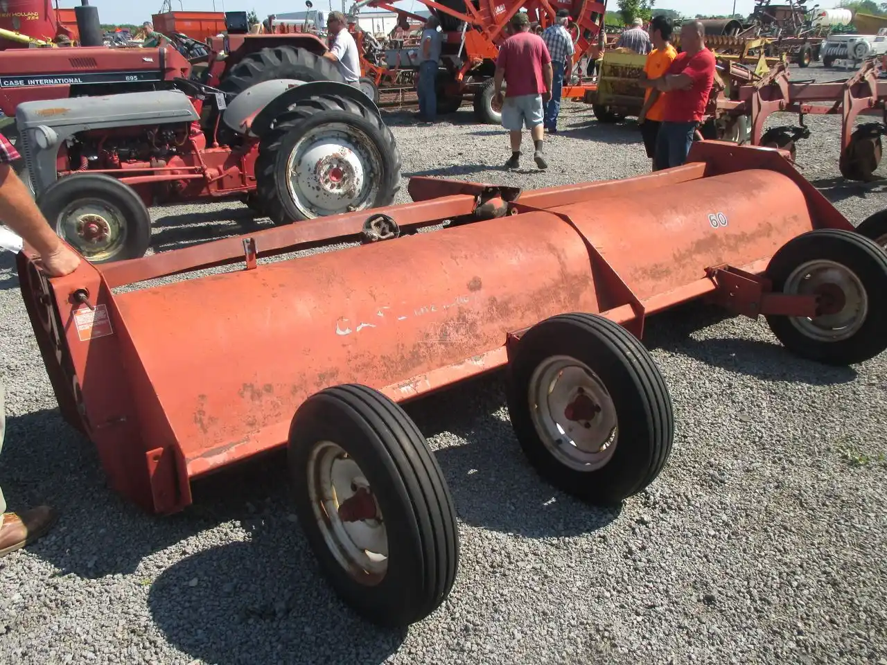 Gallery image 2 for Used International Harvester 60 Crop Chopper