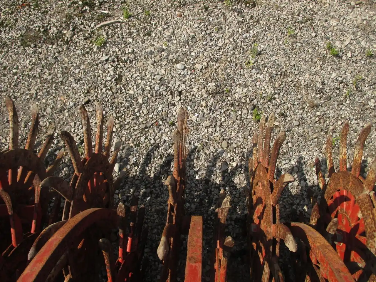 Gallery image 2 for Used Yetter Misc Rotary Hoe